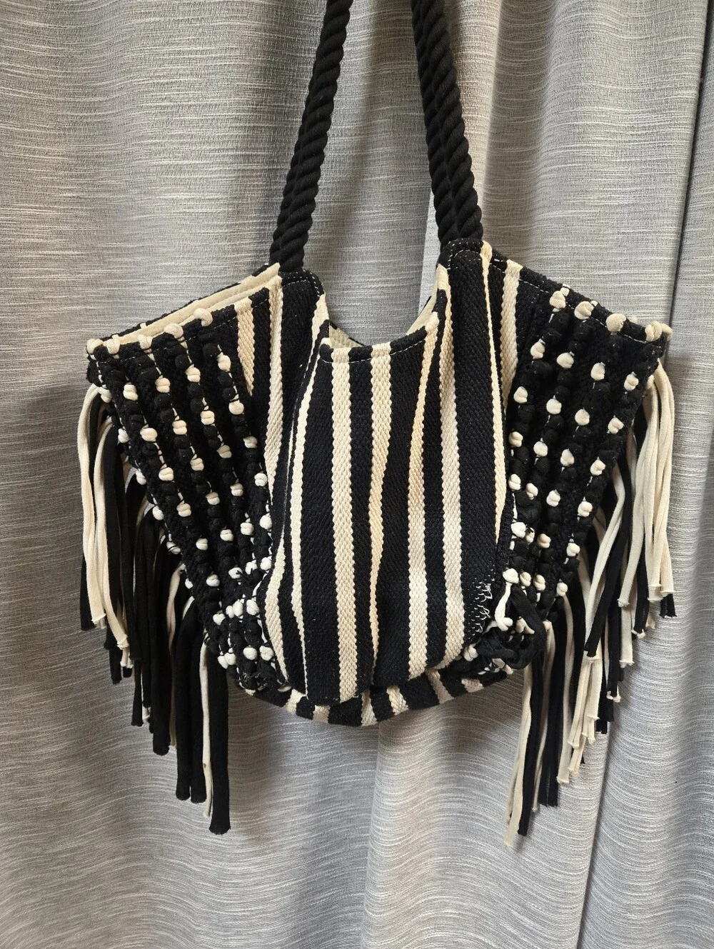Twig and Arrow Stripe Fringe Tote EUC